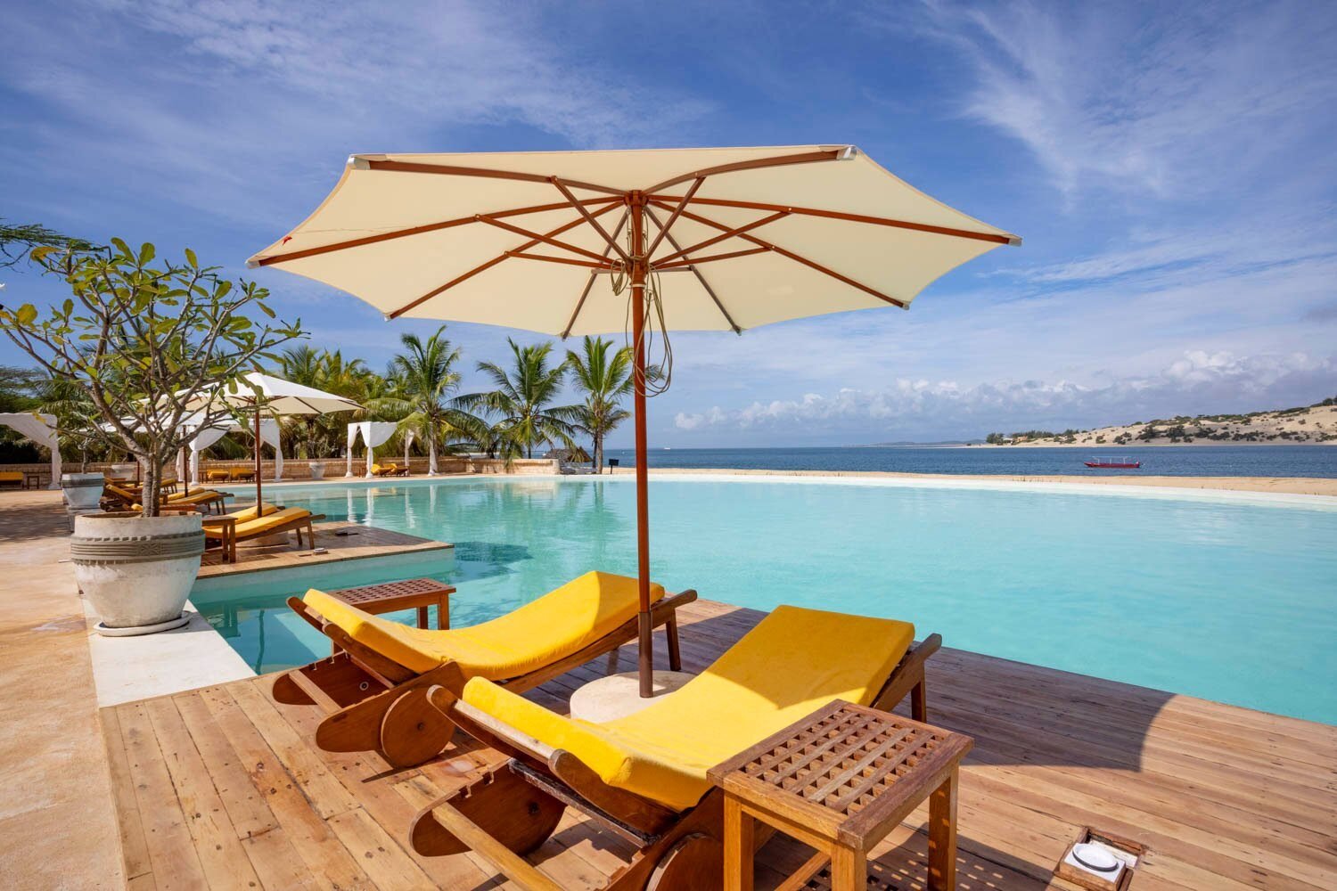 the majlis lamu ltd hotel lamu island