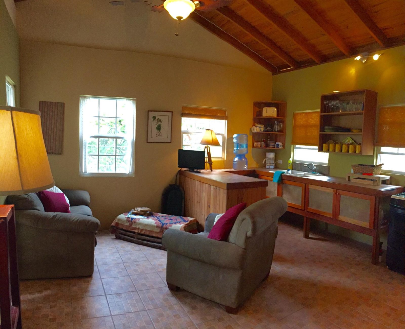 amanda`s place hotel caye caulker