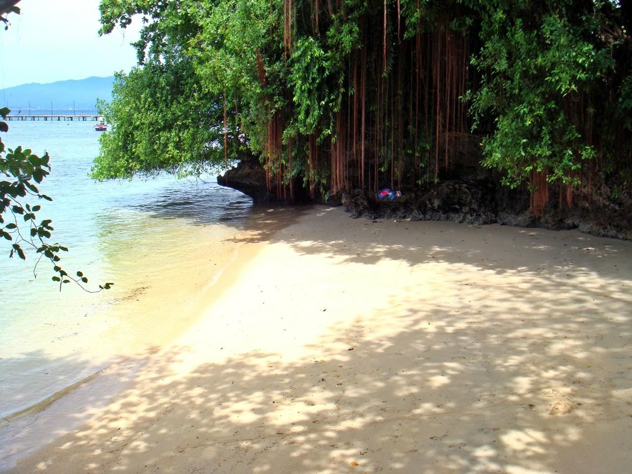 Bunaken Divers - Sea Breeze Dive Resort