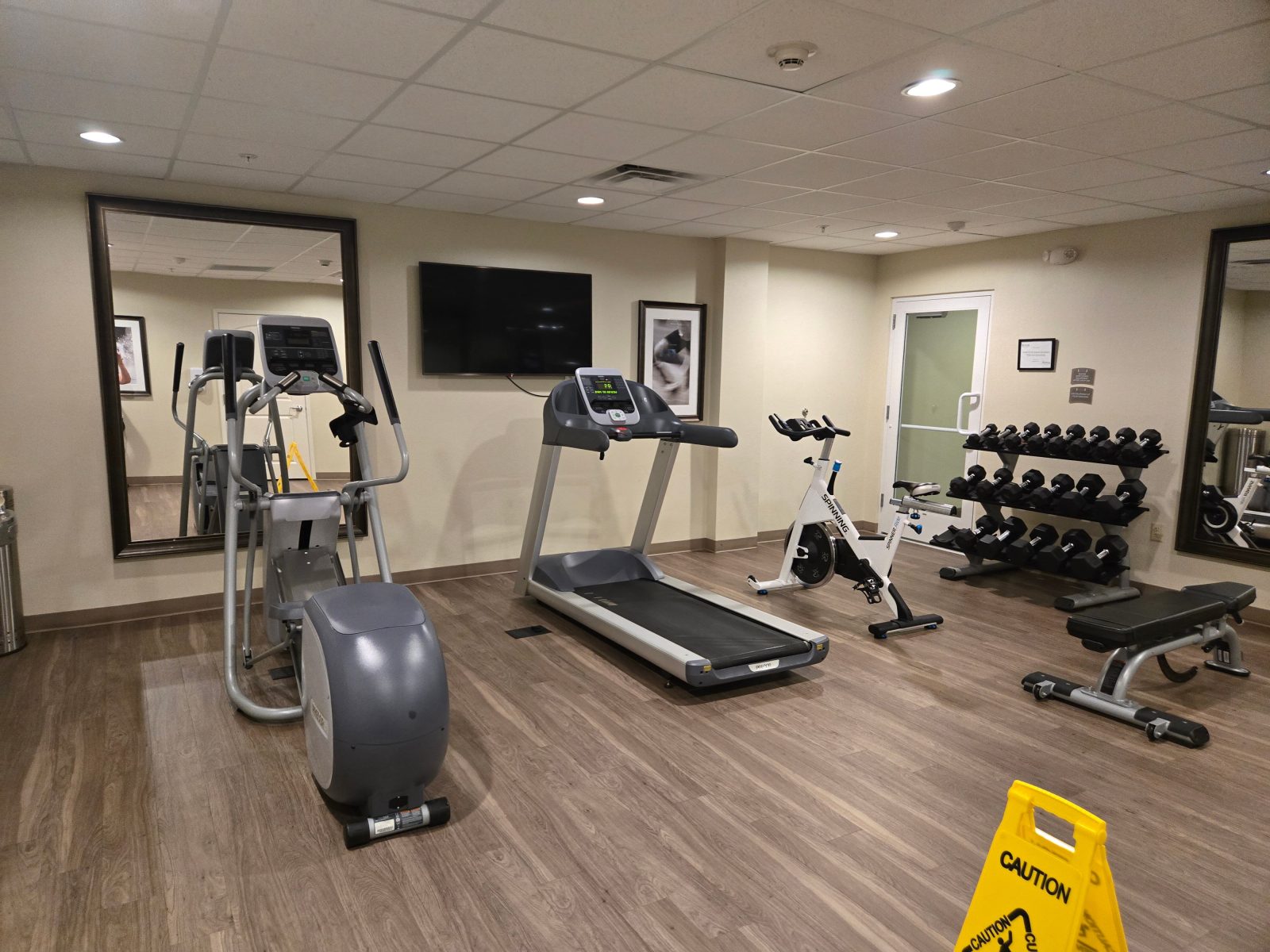 Staybridge Suites Scottsdale - Talking Stick by IHG