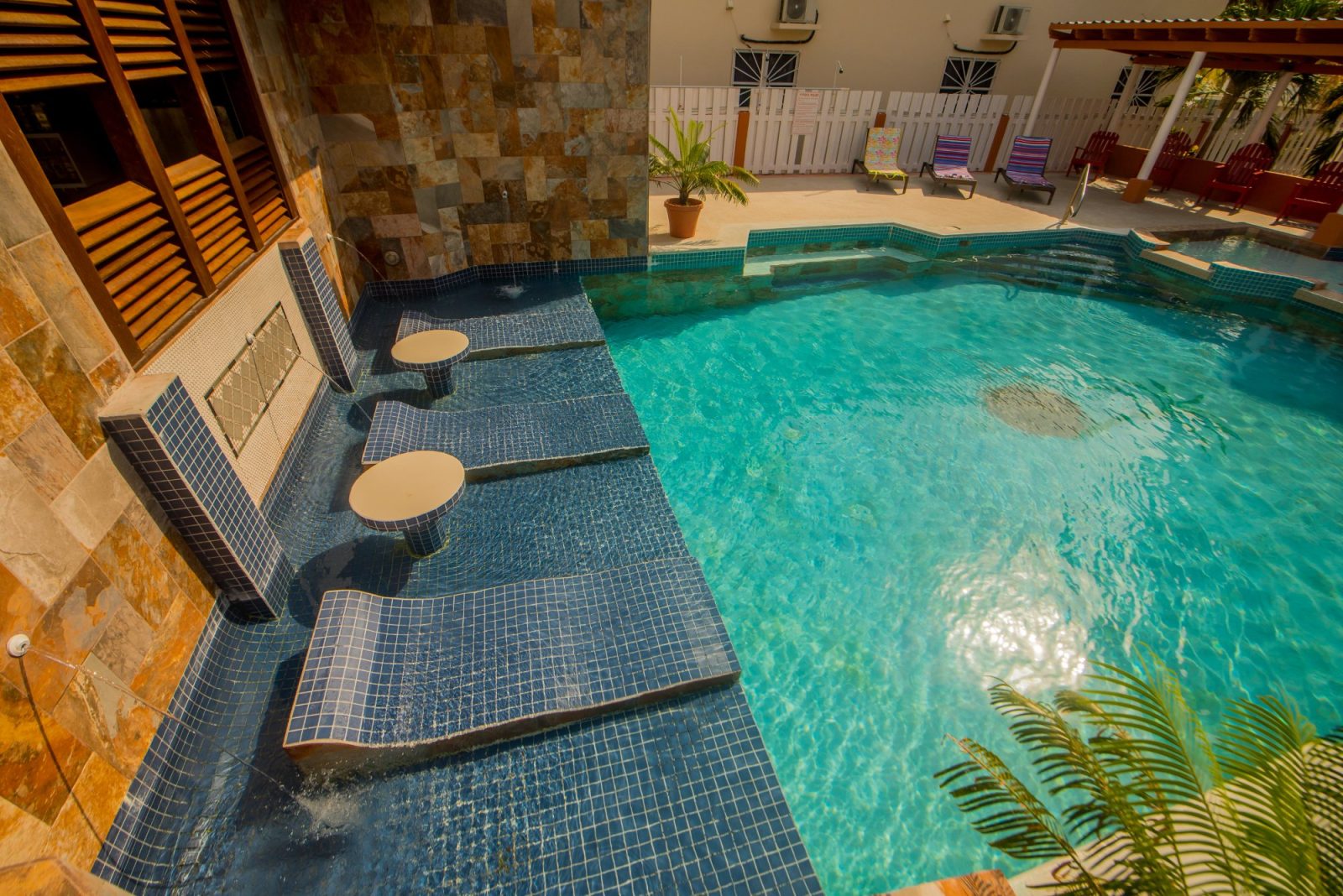 island magic beach hotel caye caulker