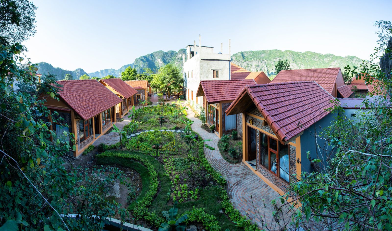Tam Coc Mountain Bungalow