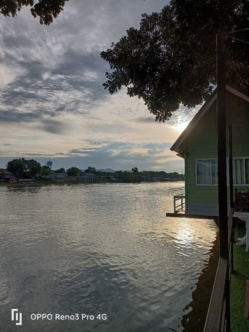 Water Park Hotel Kanchanaburi
