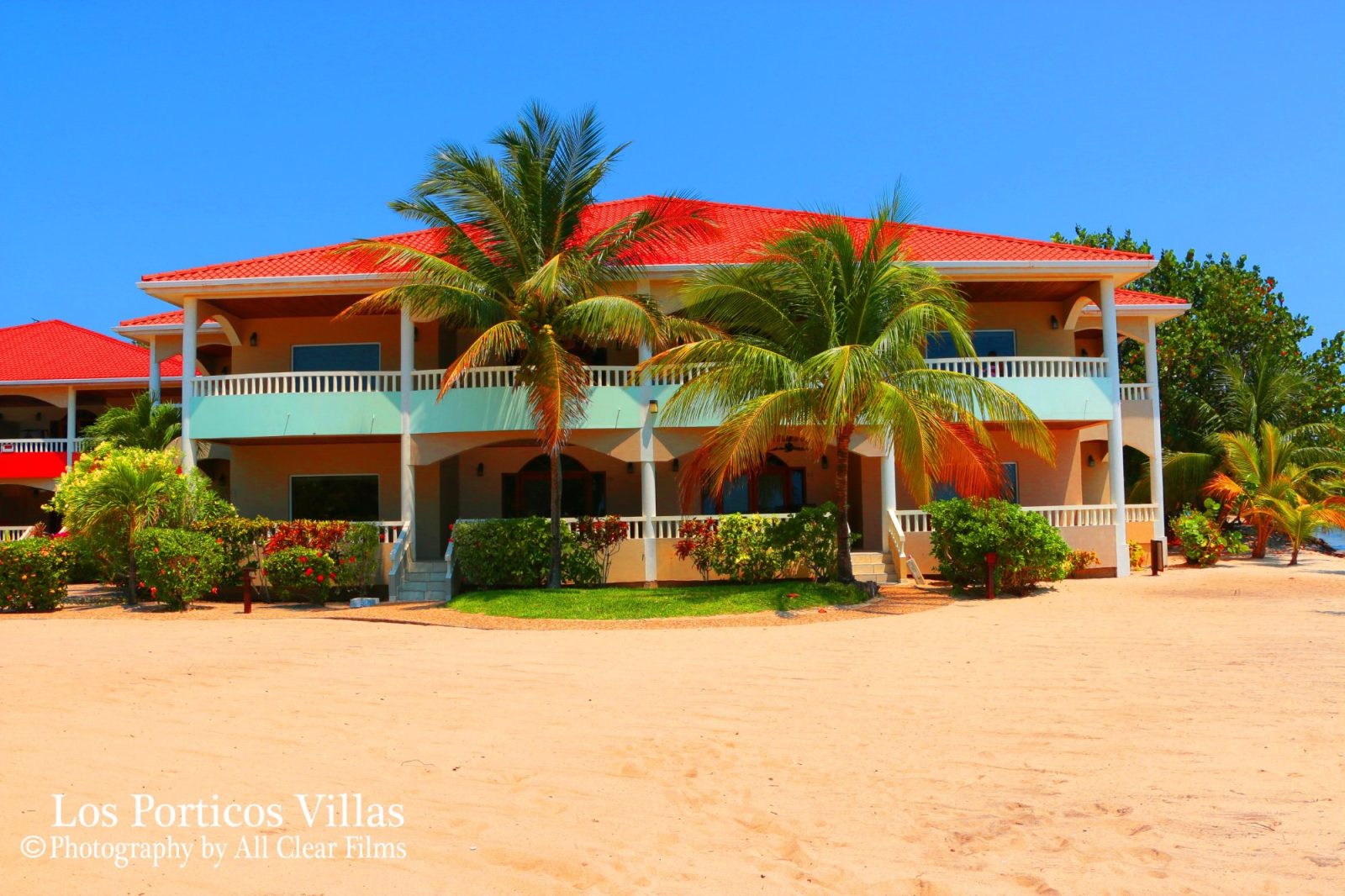 los porticos villas hotel placencia