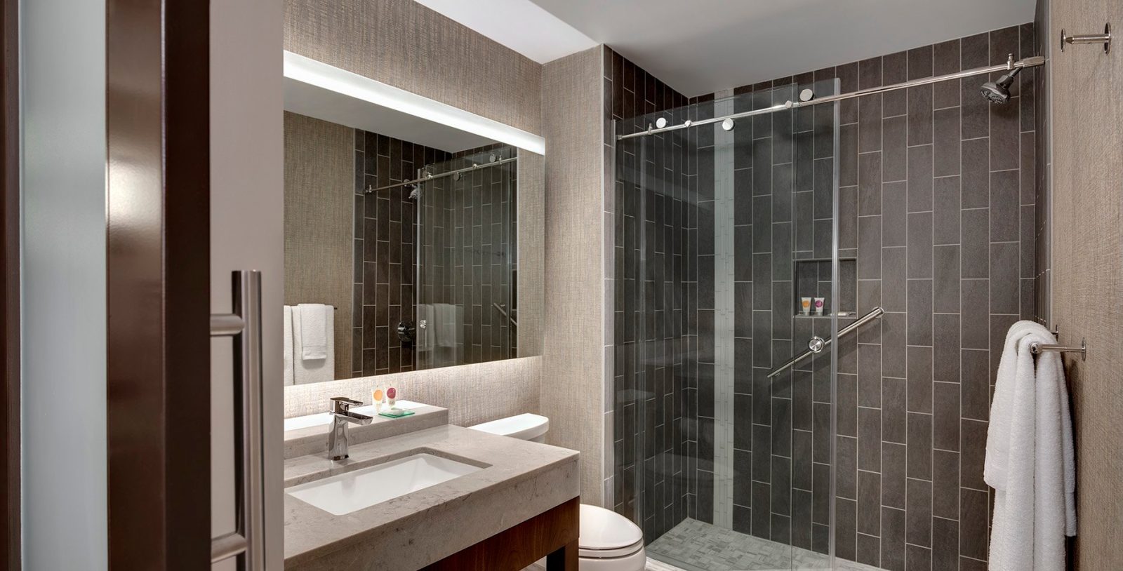Hyatt Place Las Vegas at Silverton Village