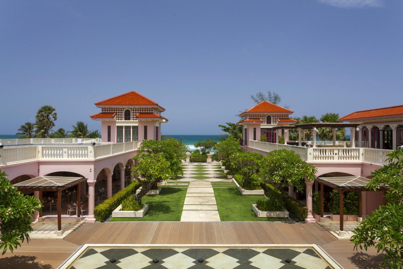 centara grand beach resort phuket hotel karon