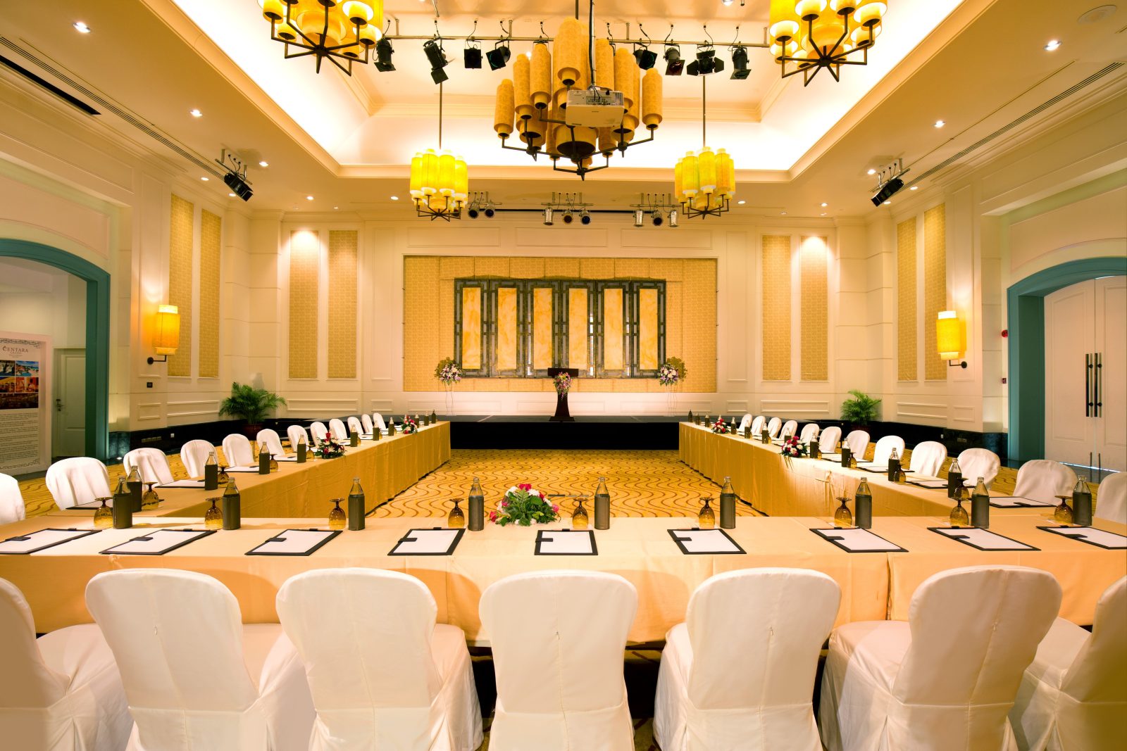 centara grand beach resort phuket hotel karon