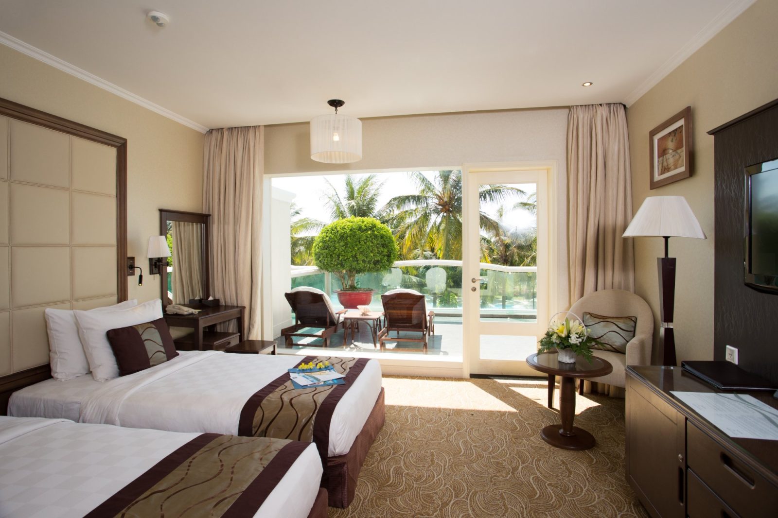 Sea Links Beach Hotel