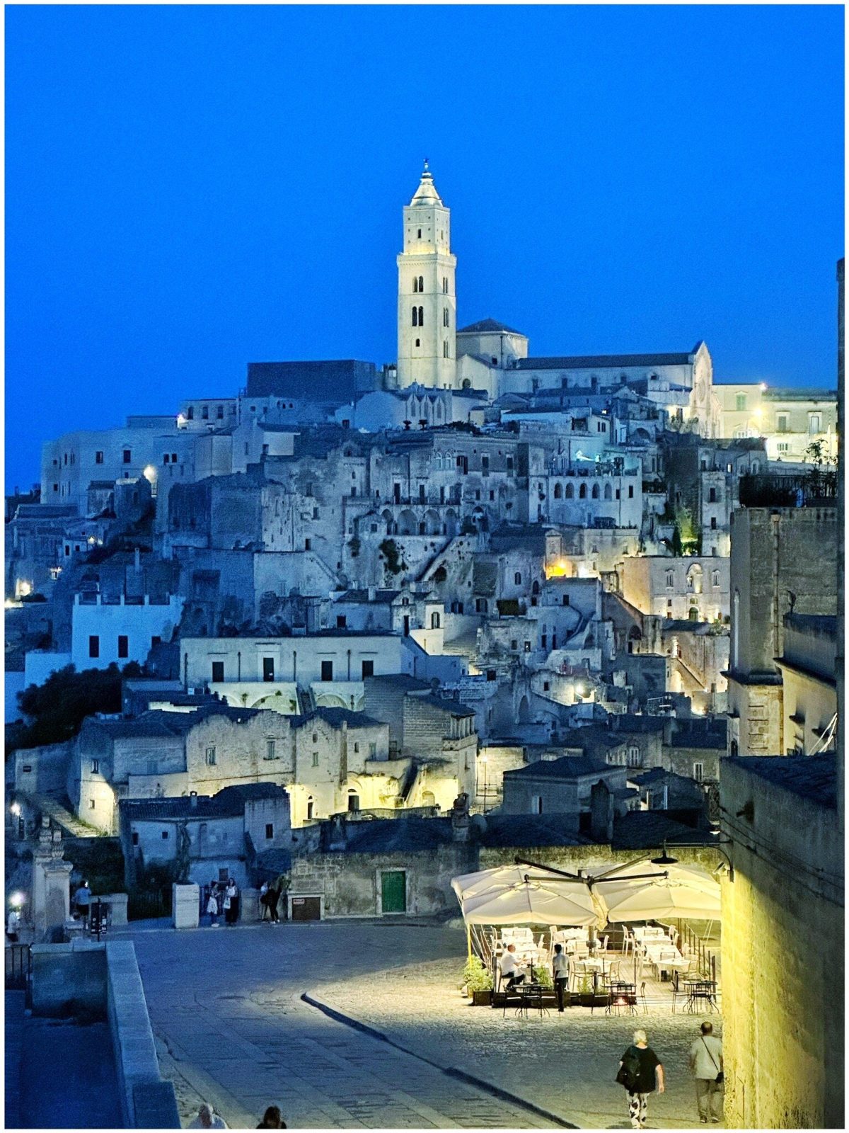 In & Out Matera