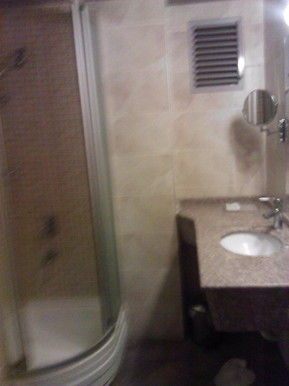 Royal Carine Hotel