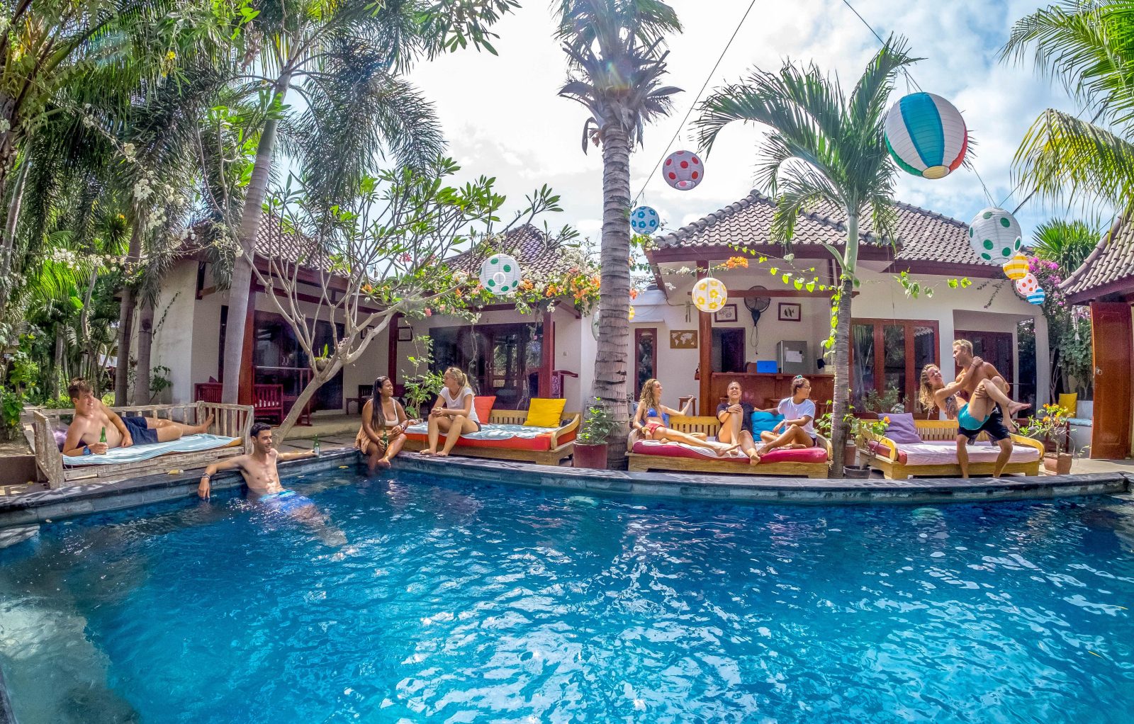 aaliku bungalows hotel gili trawangan