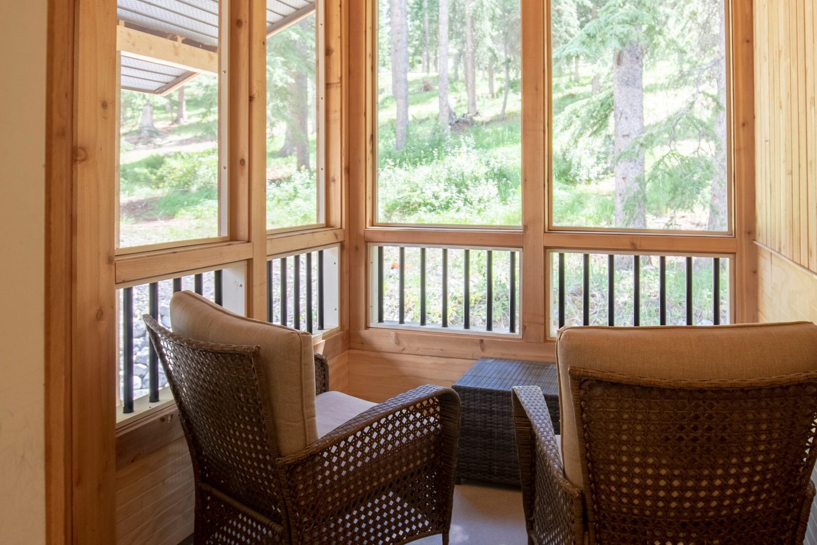 a banff boutique inn - pension tannenhof hotel banff