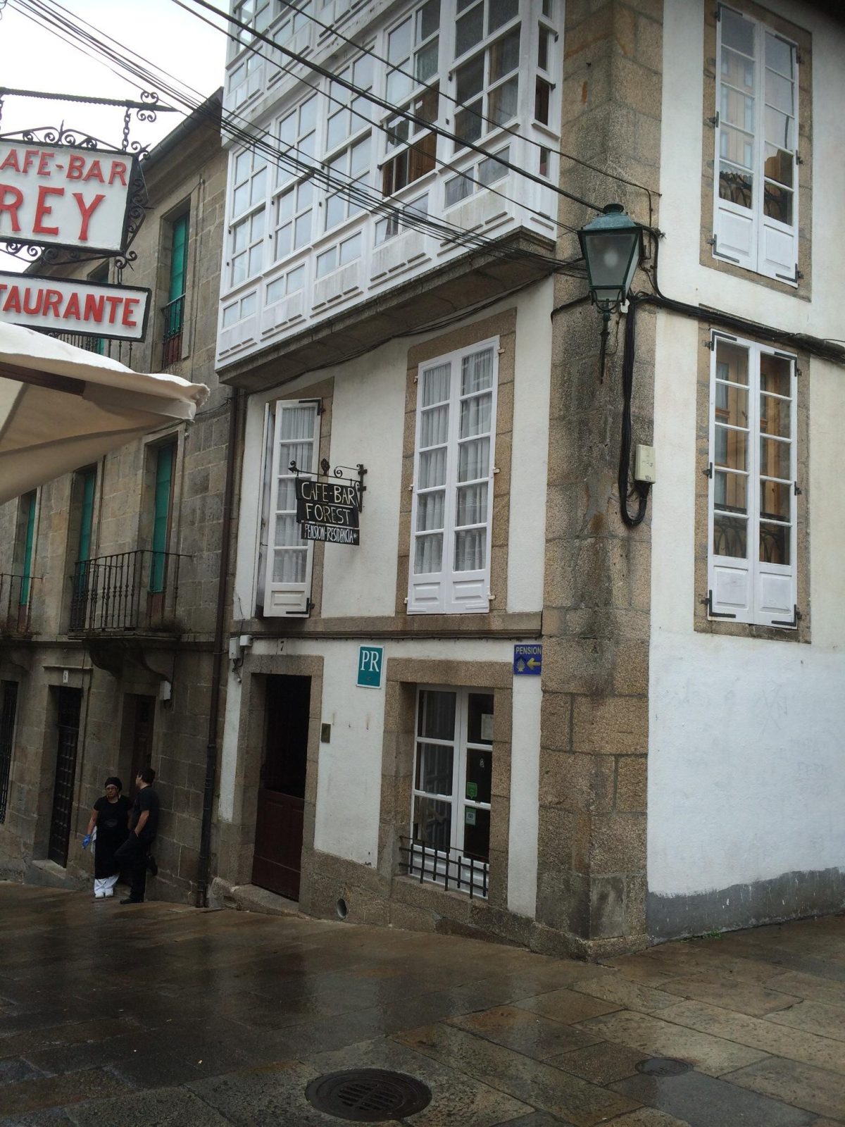 Hostal Forest