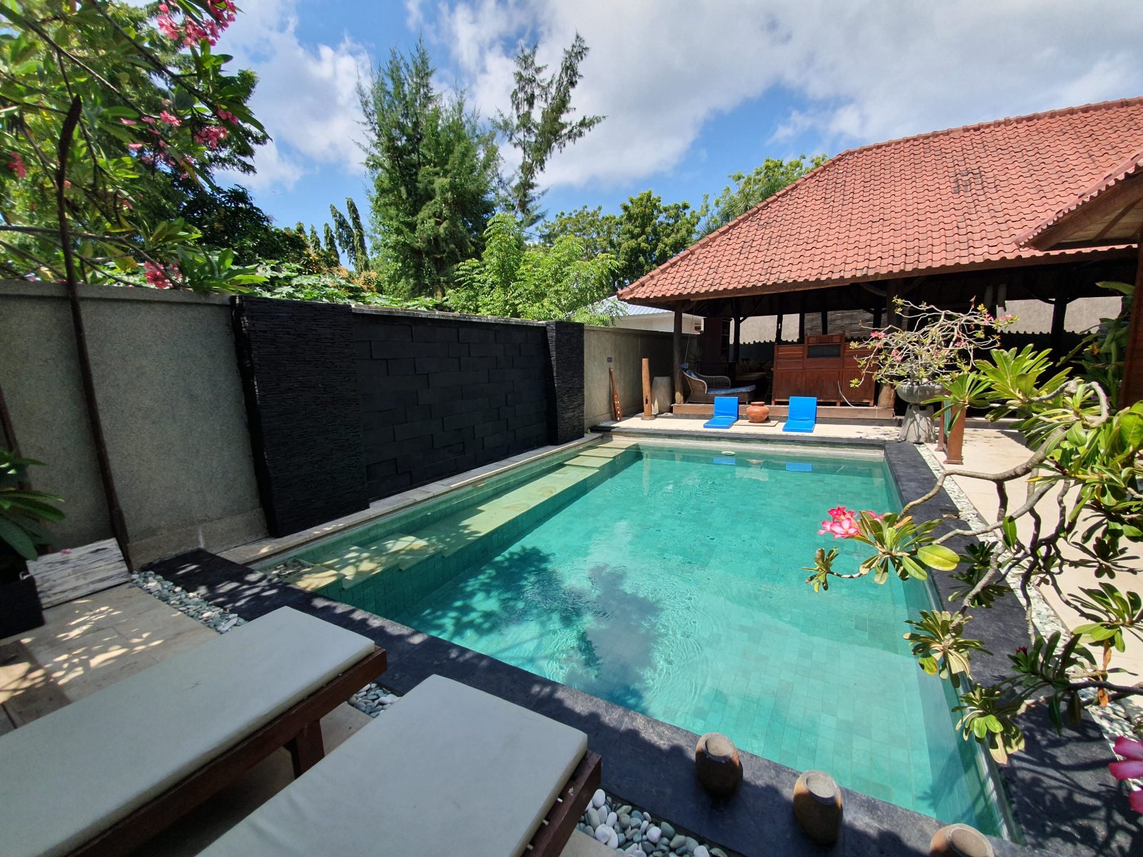 Gili Exotic Villa