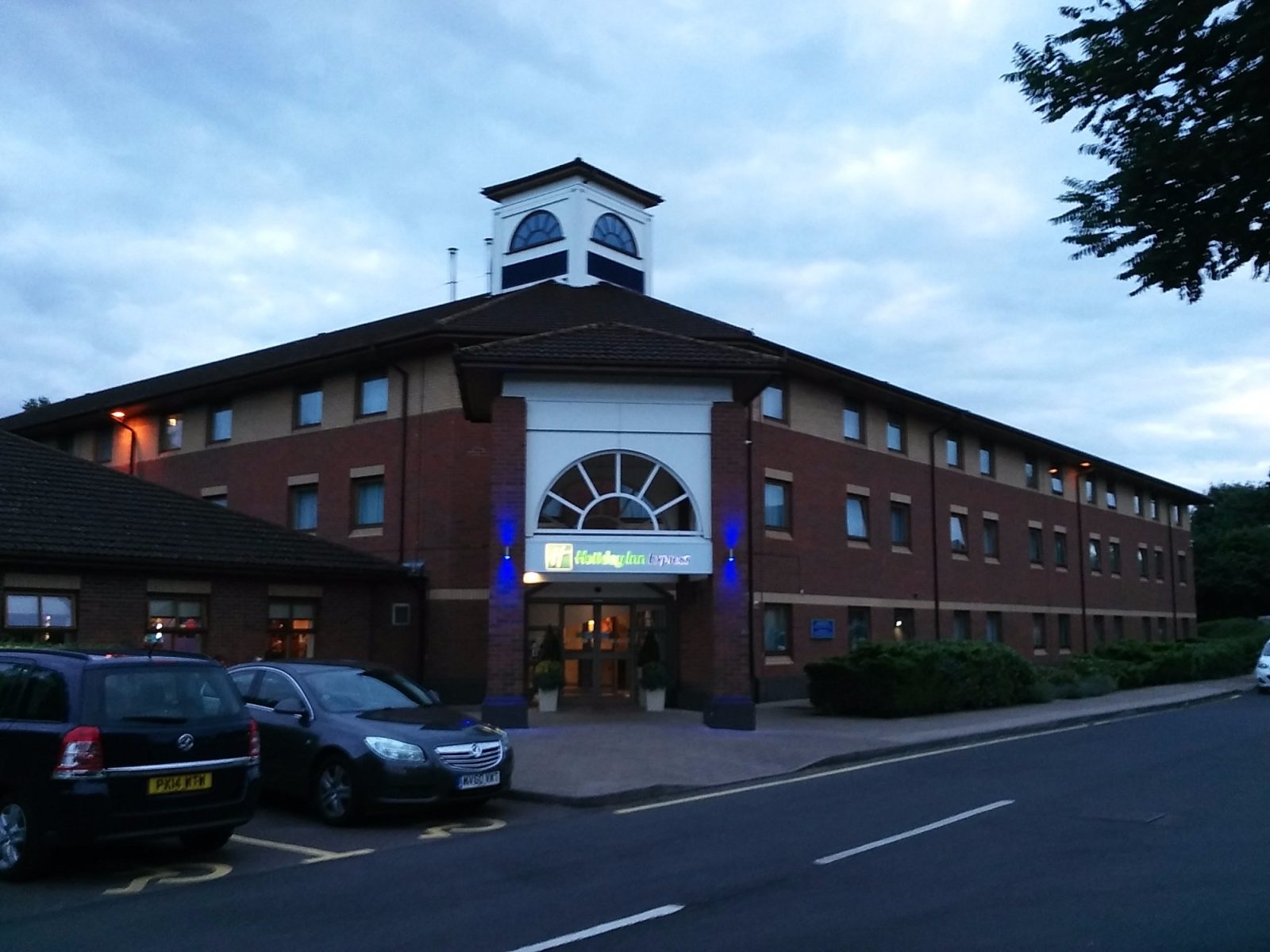 holiday inn express warwick - stratford upon avon hotel warwick