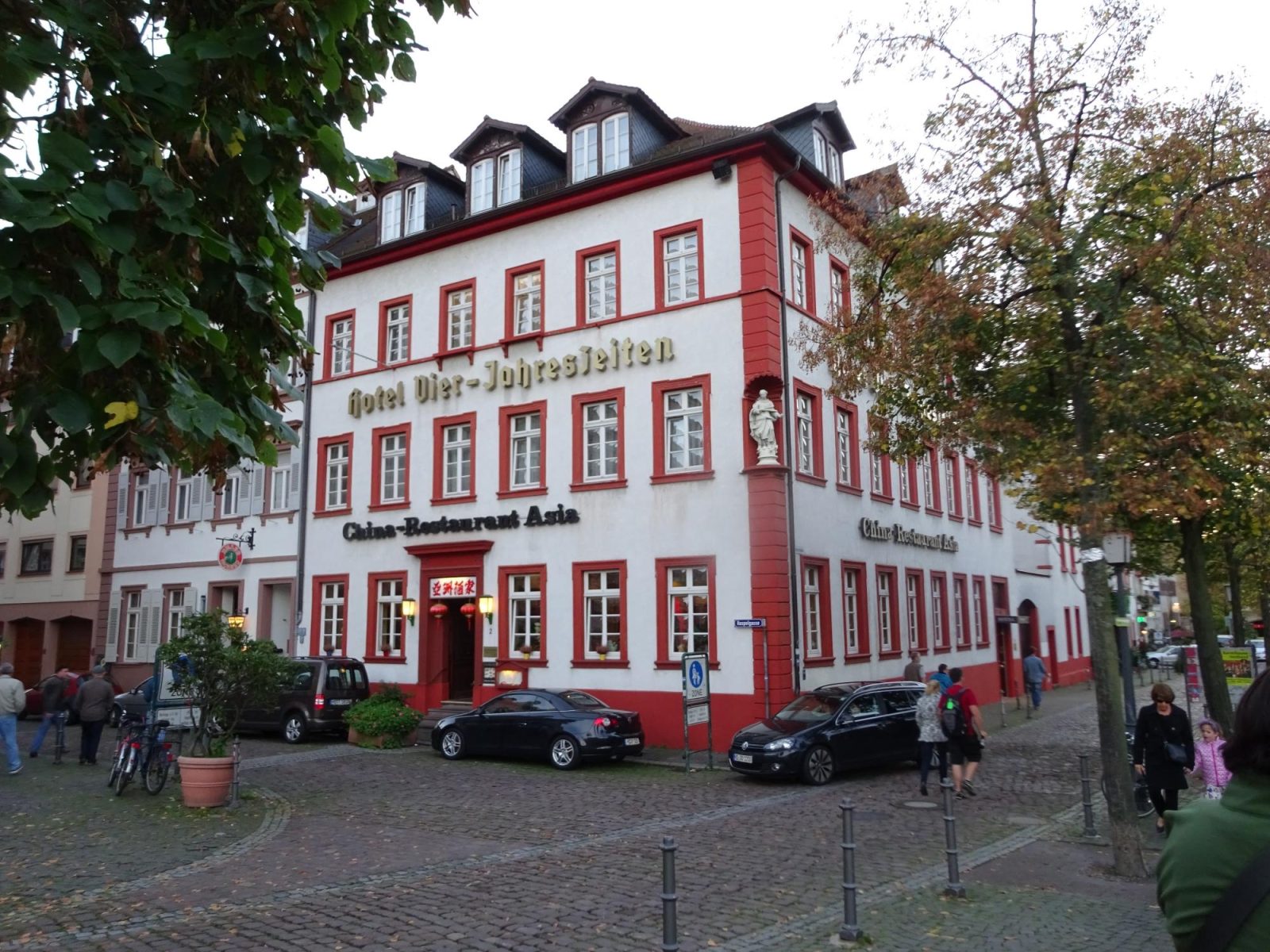 vier jahreszeiten hotel