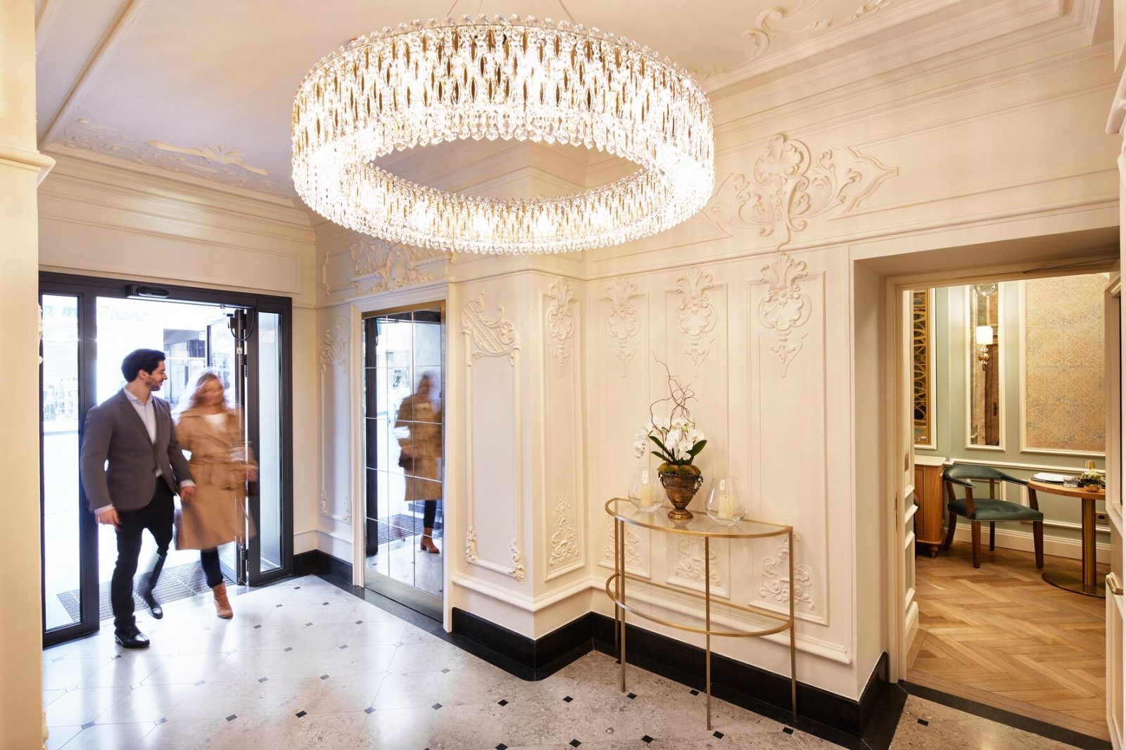 zur wiener staatsoper vienna