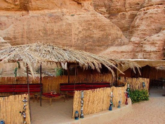7 wonders bedouin camp