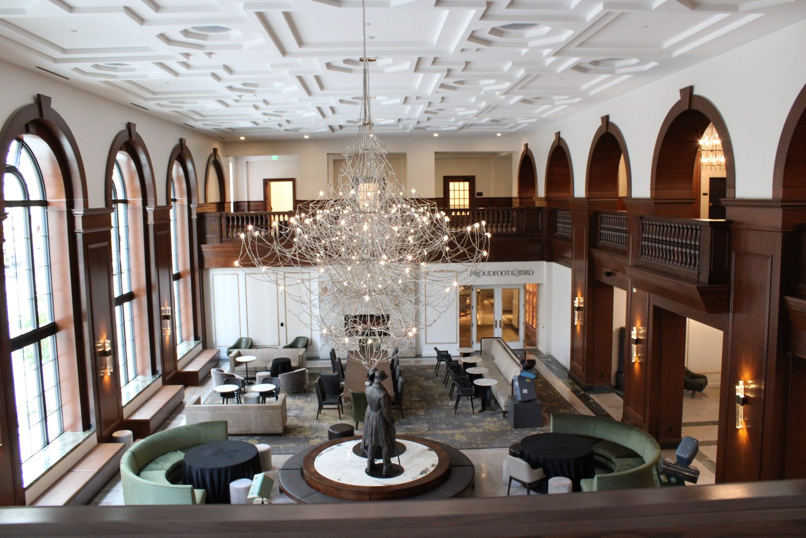 Hotel Fort Des Moines, Curio Collection by Hilton