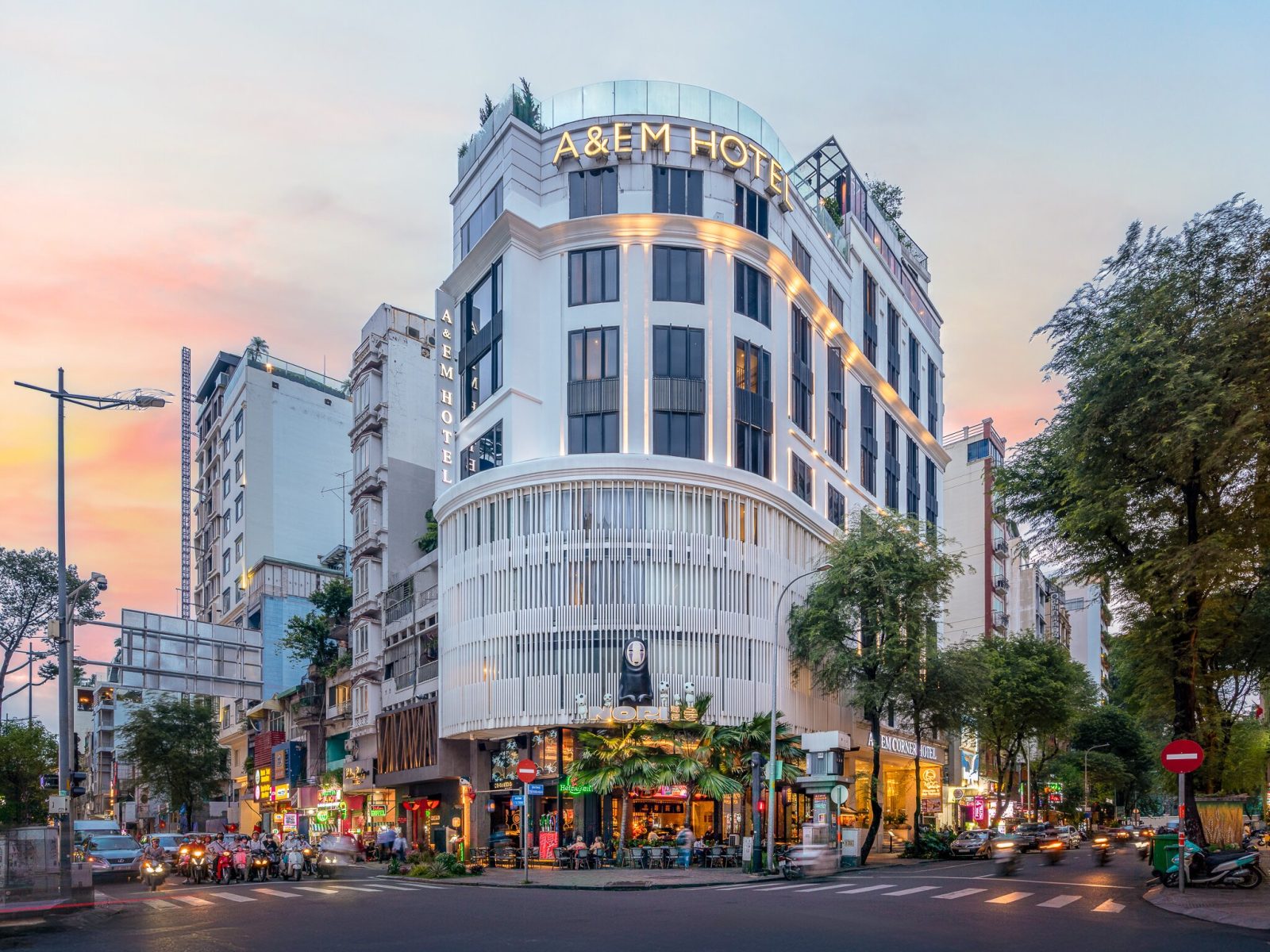 A&EM Saigon Hotel