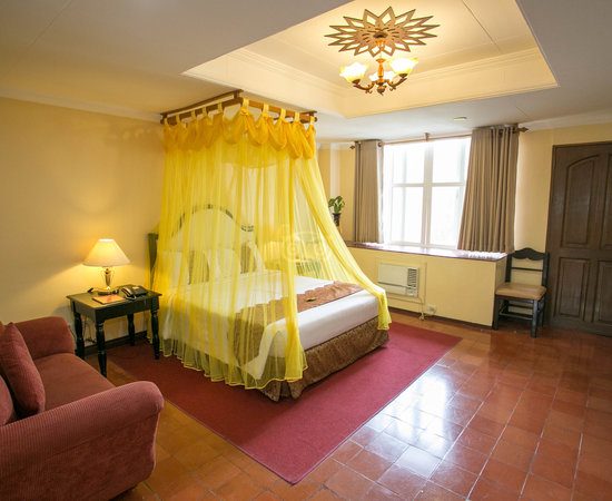 White Knight Hotel Intramuros