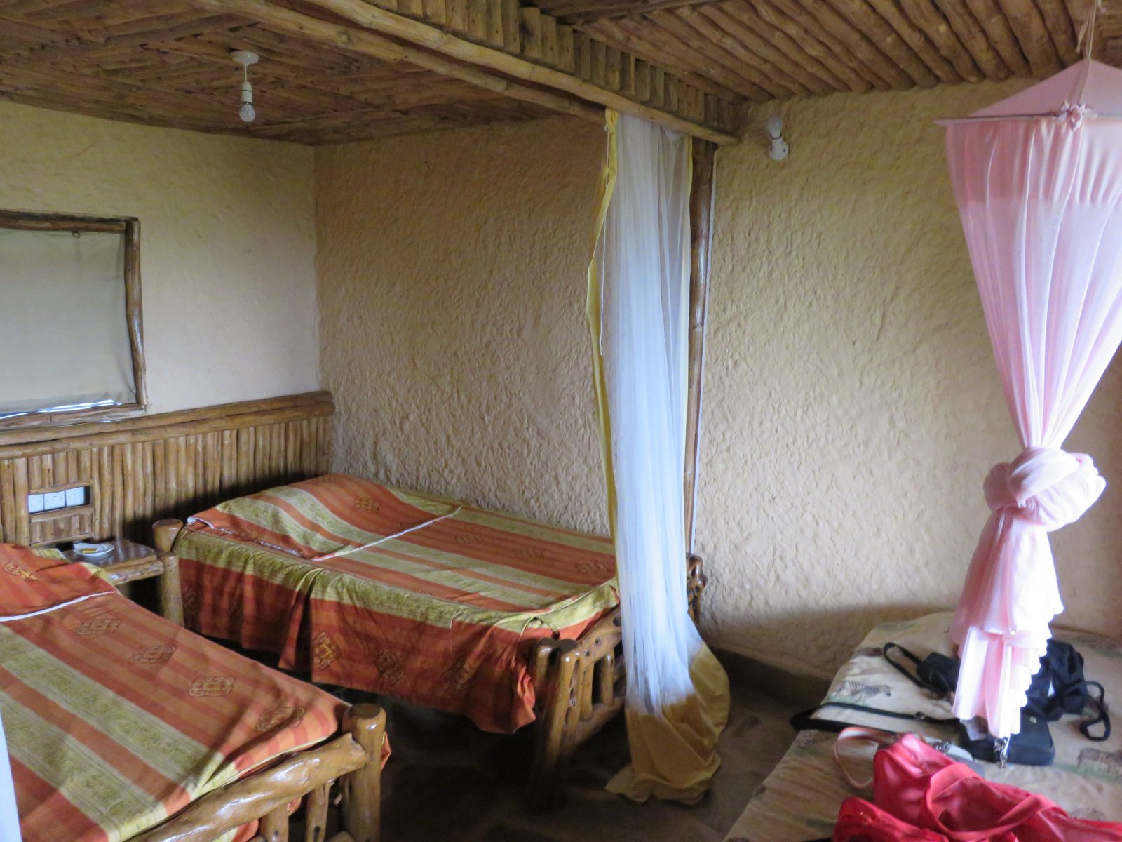 rhino valley hotel tsavo national park west