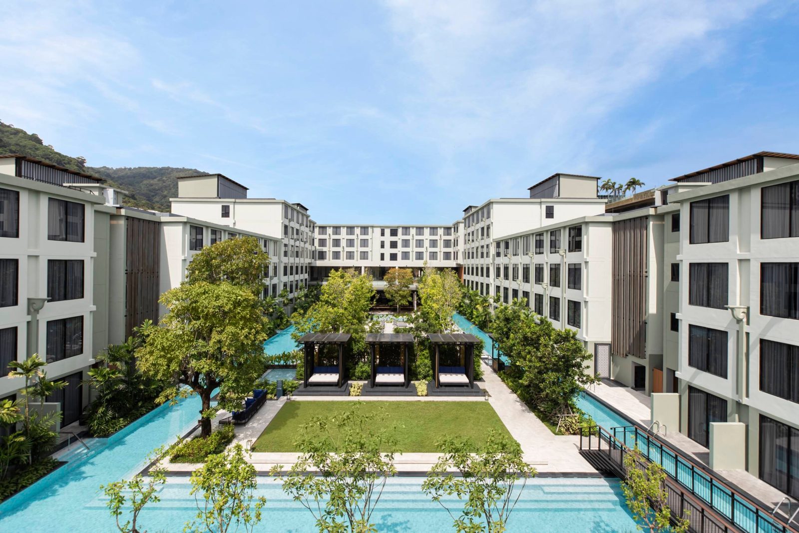 Four Points by Sheraton Phuket Patong Beach Resort