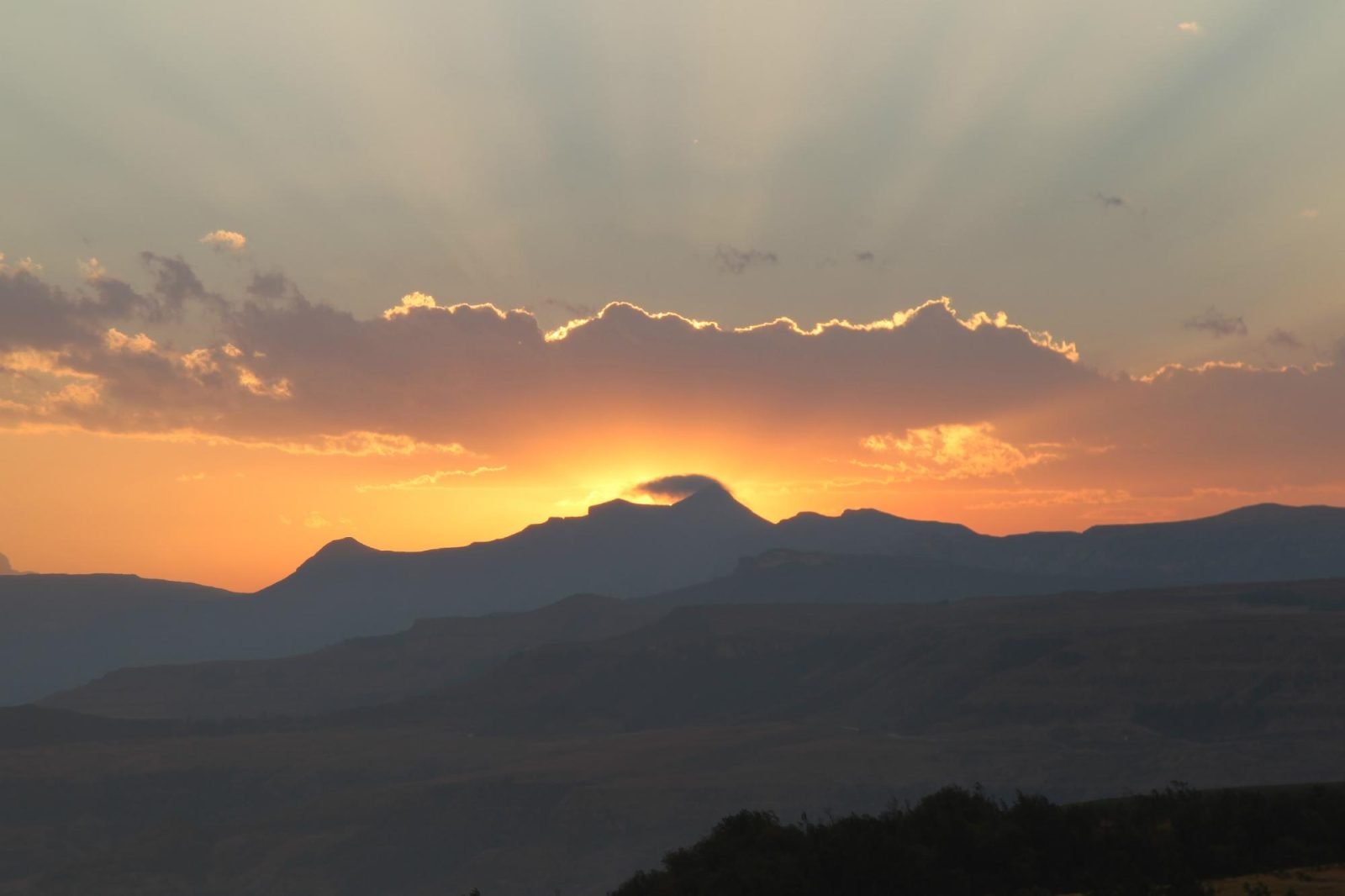 Drakensberg Mountain Retreat - Vergezient Lodge