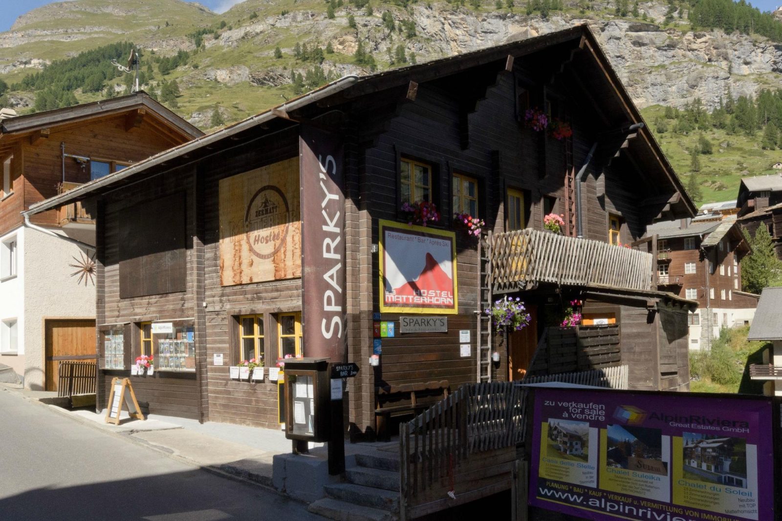 Matterhorn Hostel