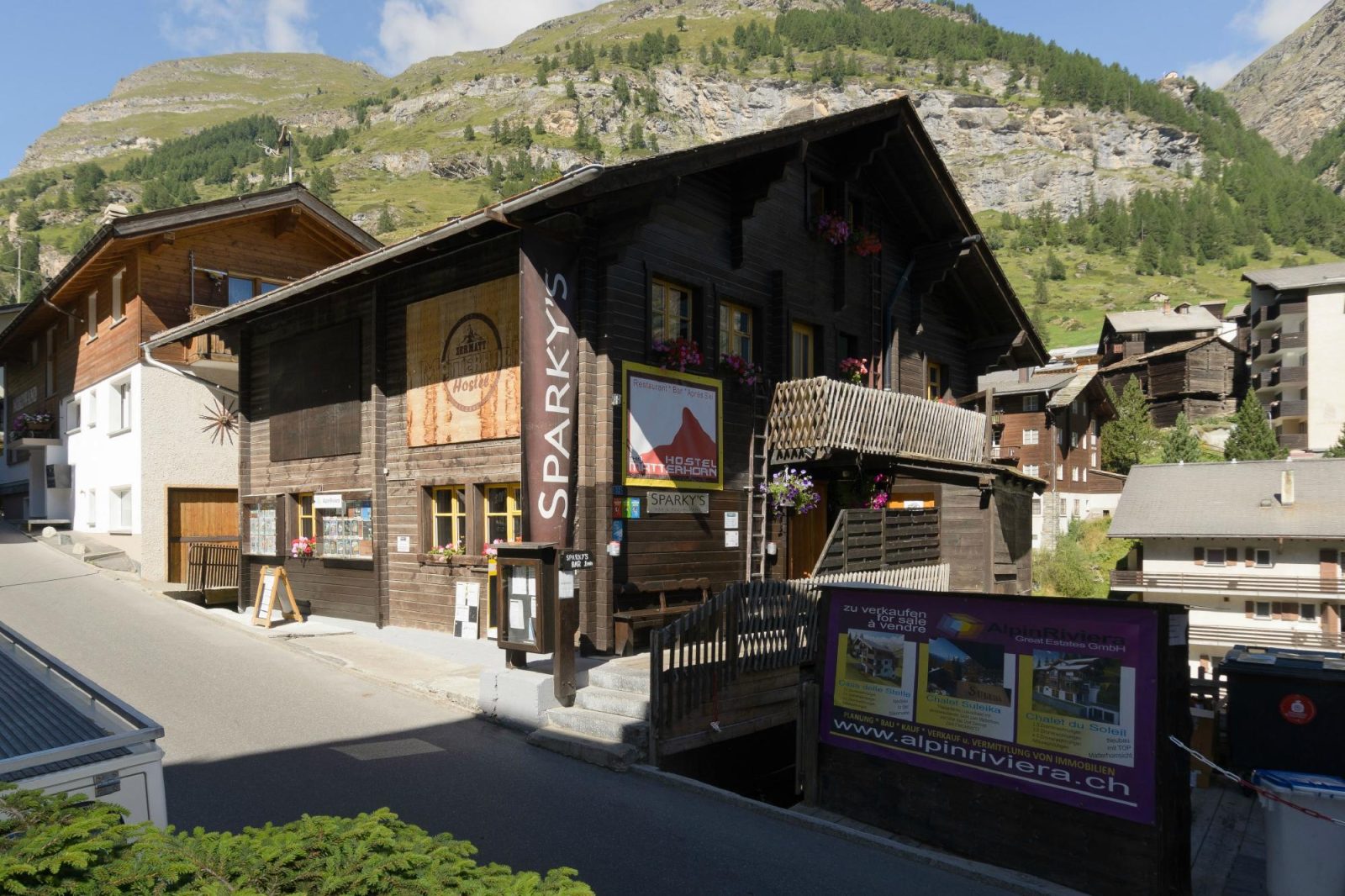 Matterhorn Hostel