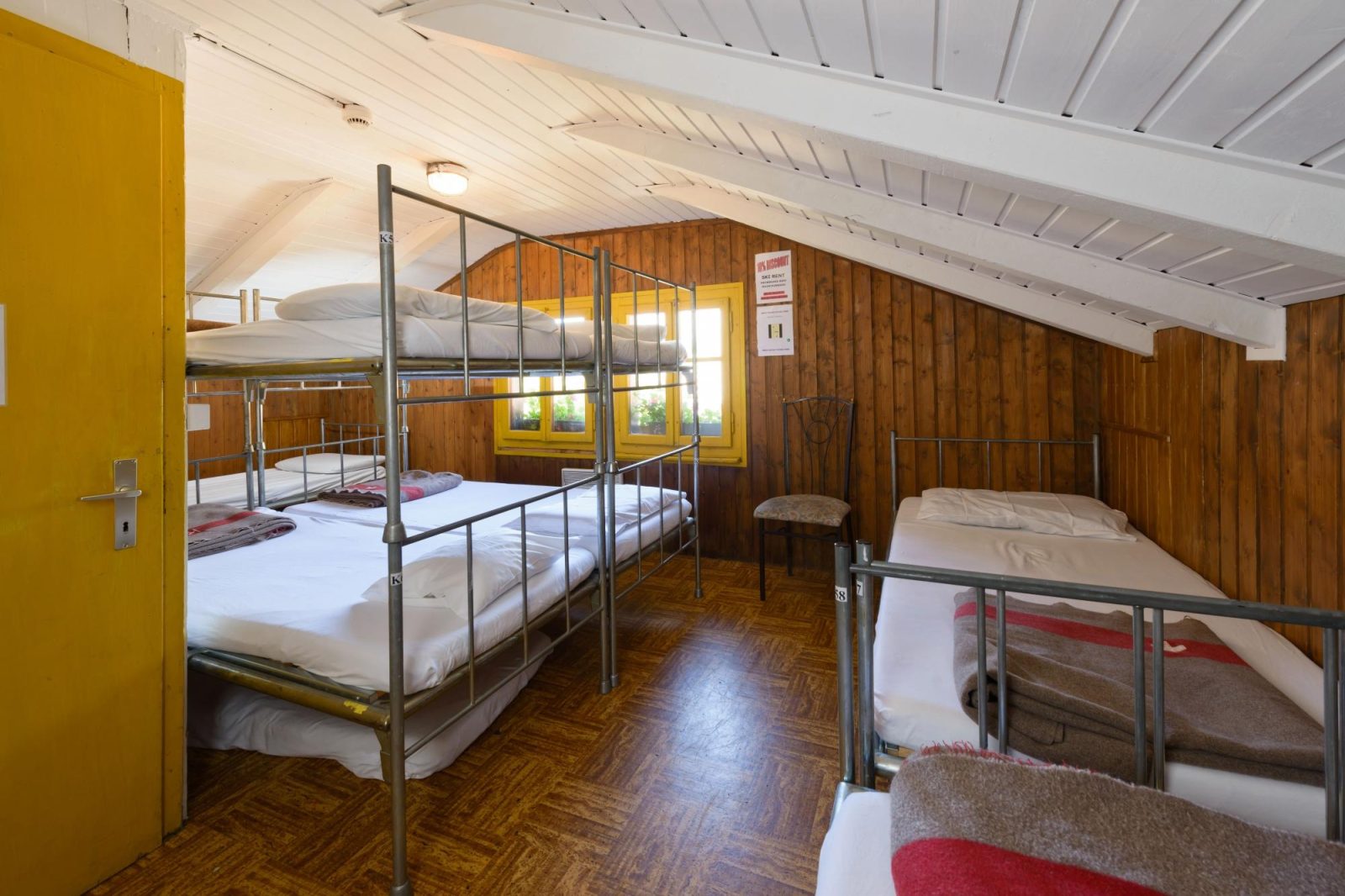 Matterhorn Hostel