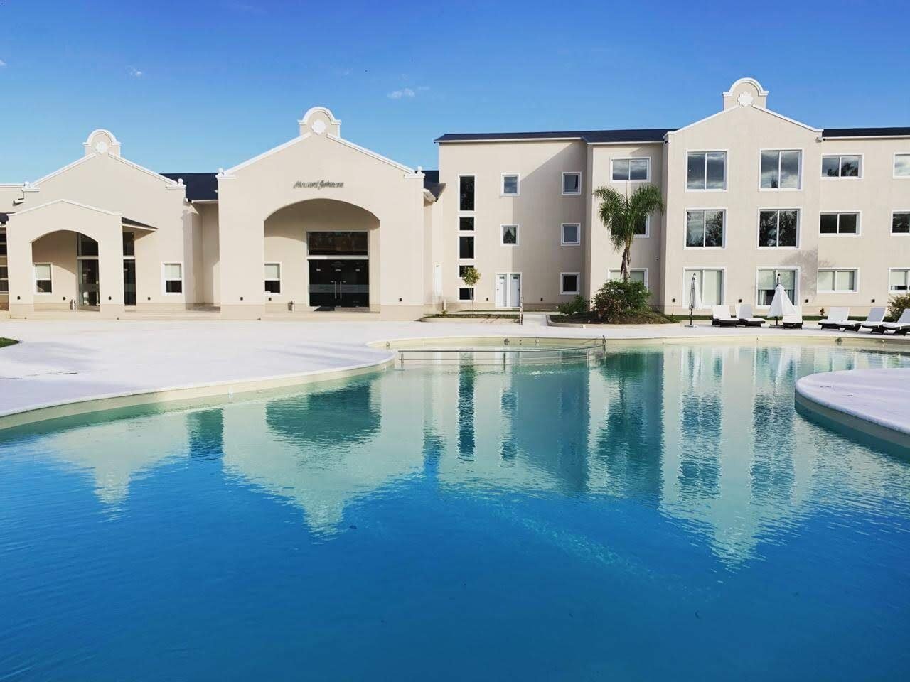 Howard Johnson by Wyndham La Plata