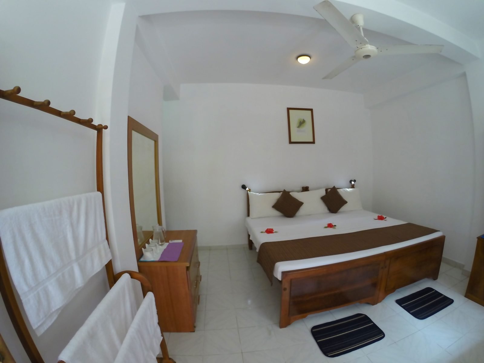 Royal Beach Hotel Hikkaduwa