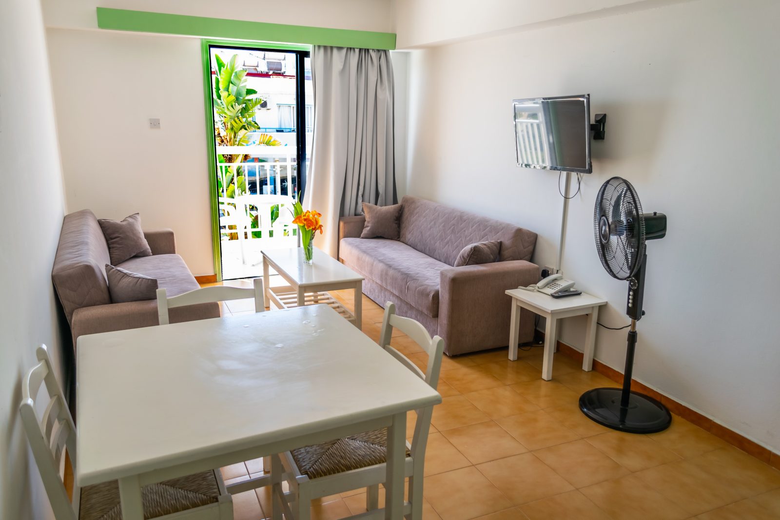 A Maos Hotel Apartments