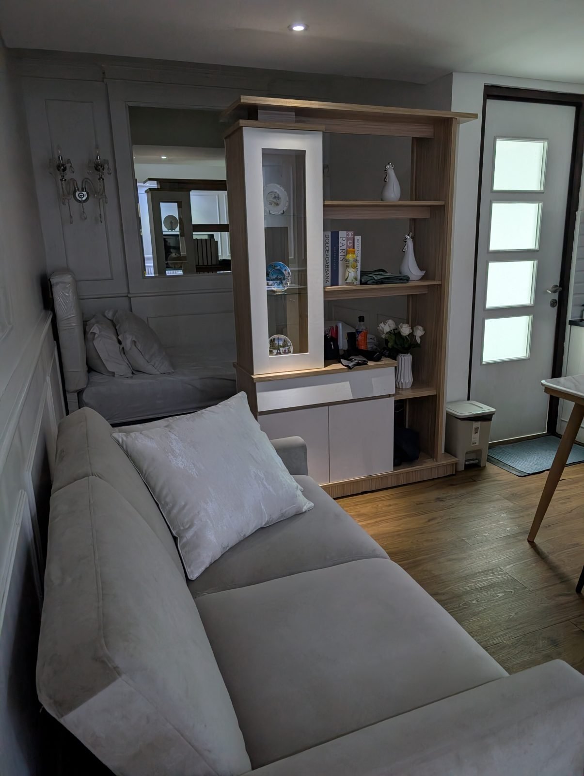 La Grande Apartment Bandung by Queen