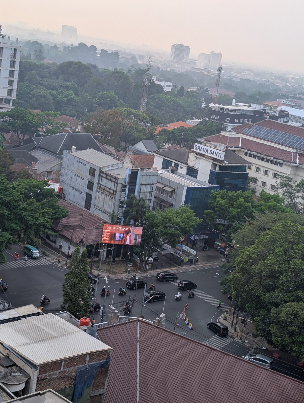 La Grande Apartment Bandung by Queen