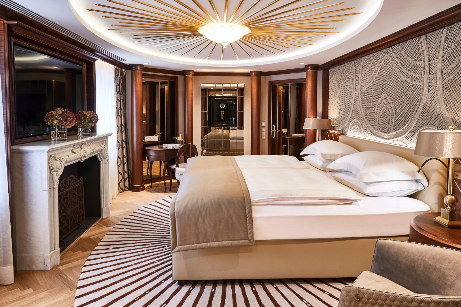 vier jahreszeiten kempinski munchen hotel