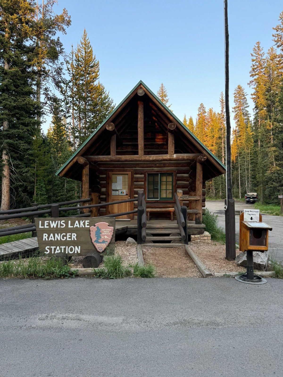 lewis lake campground hotel yellowstone national park