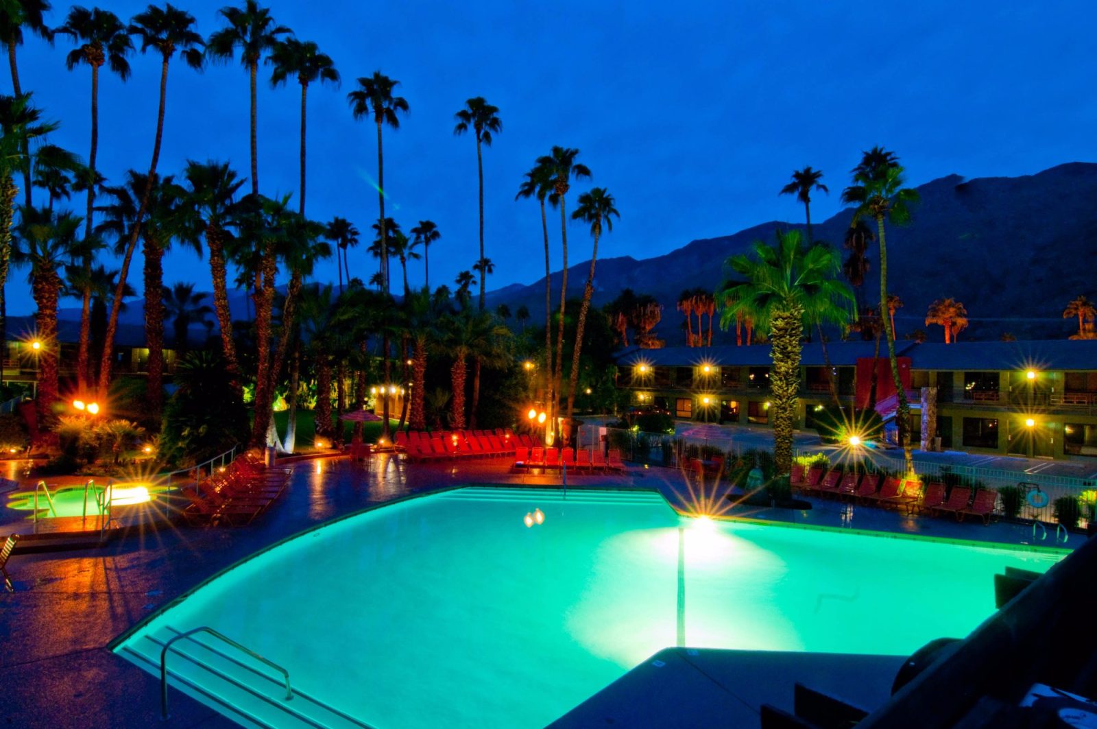 caliente tropics palm springs