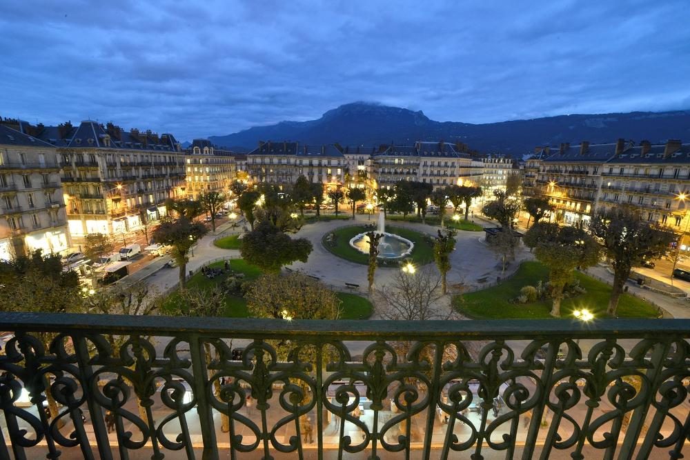 tulip inn grenoble