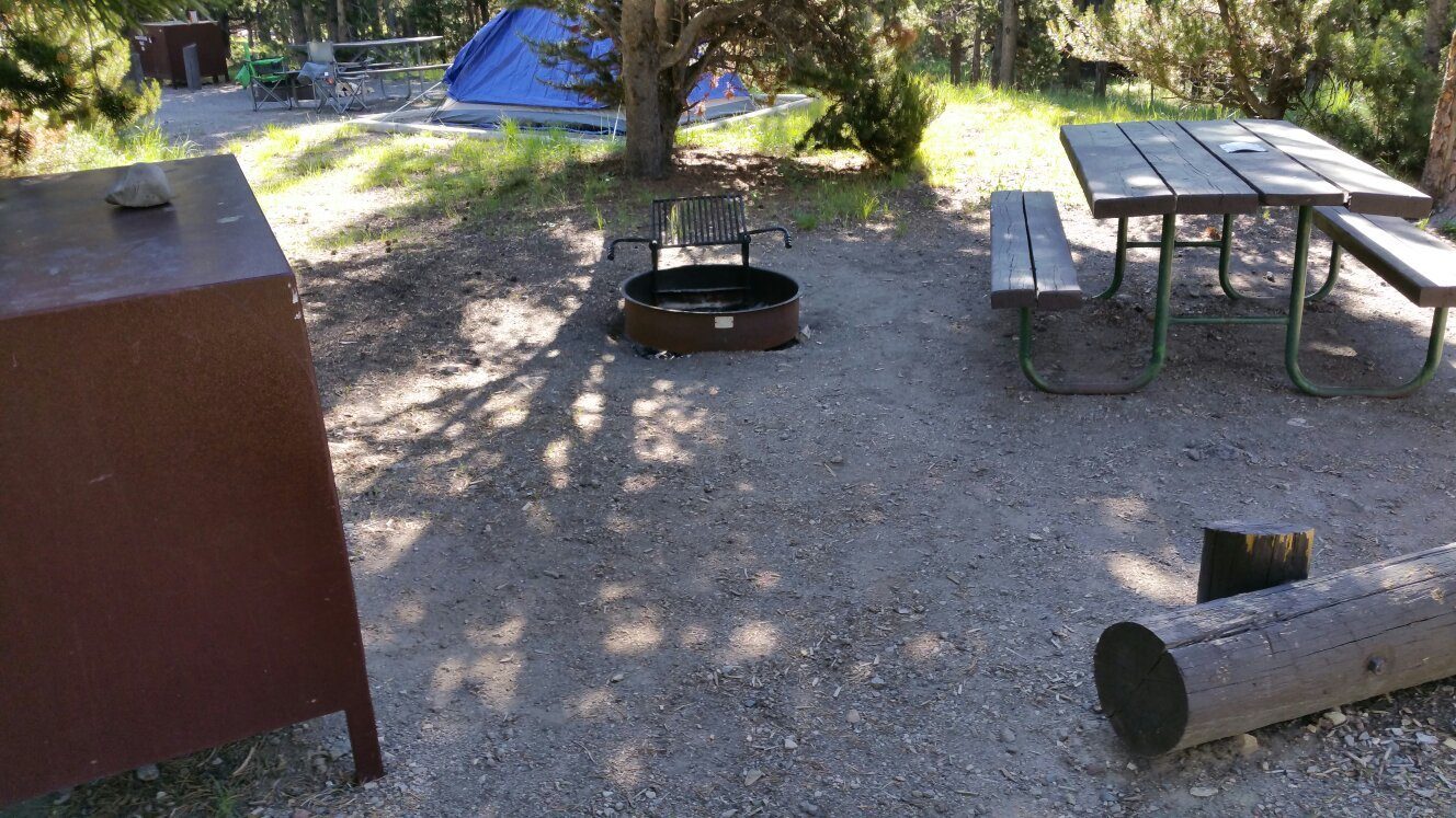 indian creek campground hotel yellowstone national park