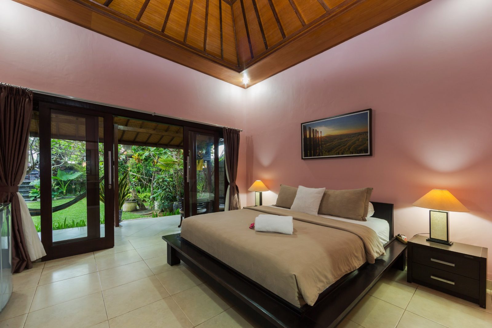 wayan`s guest house hotel canggu