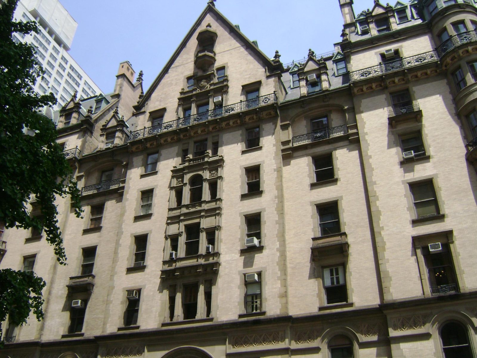 hotel riverside studios ny city