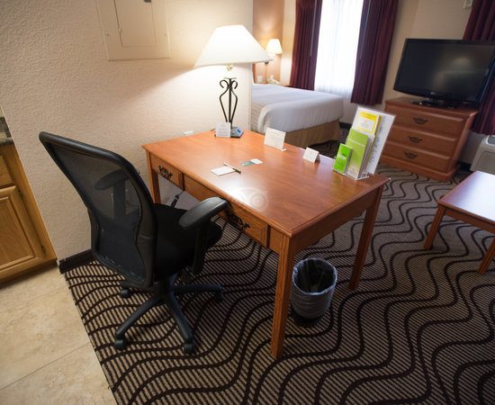 la quinta inn and suites las vegas redrock/summerlin