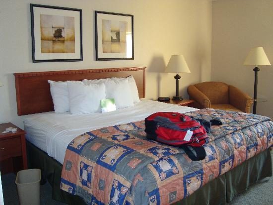 La Quinta Inn by Wyndham Milwaukee West Brookfield