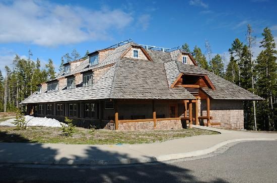 dunraven hotel yellowstone national park