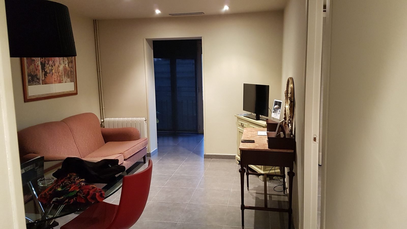 Apartaments Sant Jordi Girona 97