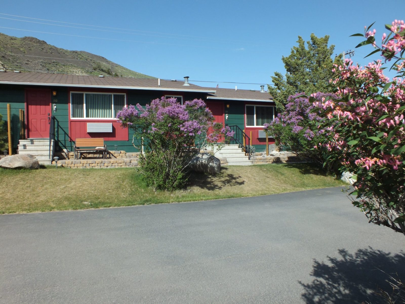 Yellowstone Gateway Inn