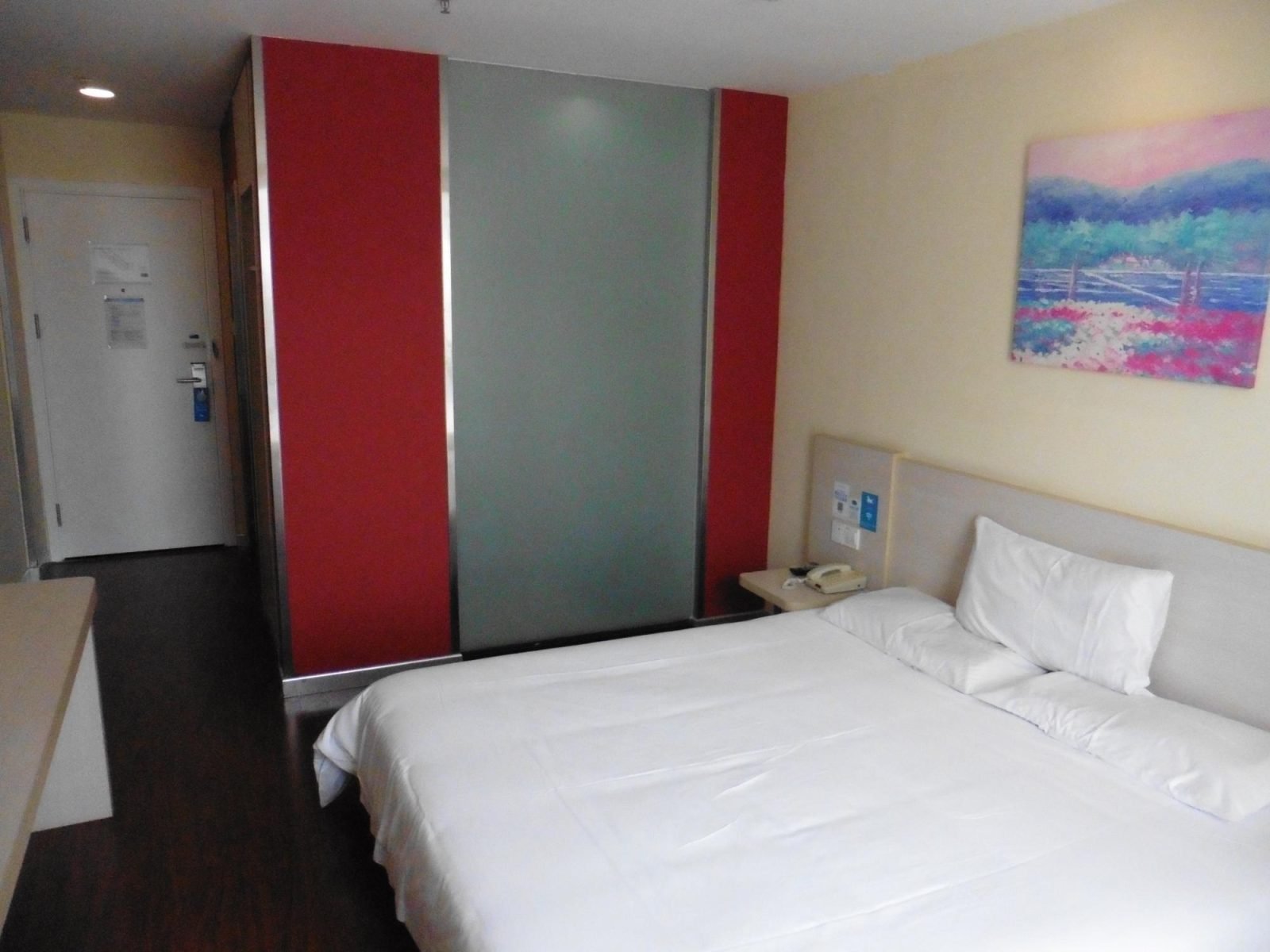 Hanting Express Zhuhai Gongbei Kouan