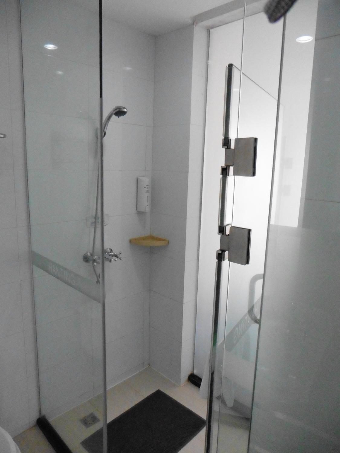 Hanting Express Zhuhai Gongbei Kouan